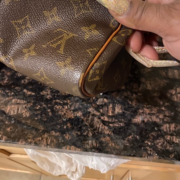 Can A Louis Vuitton Wallet Be Repaired Meaning Literacy Basics